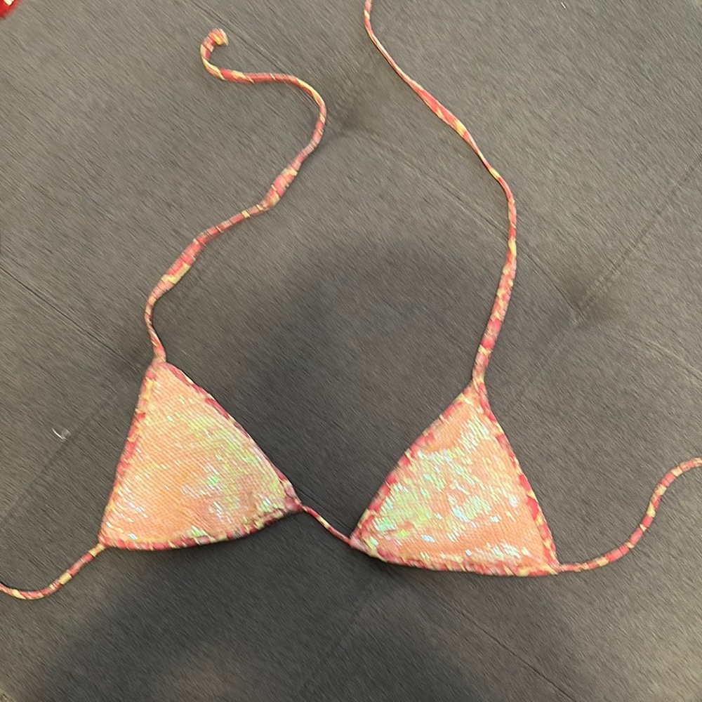 Victoria's Secret Pink Sequin Floral trim top L